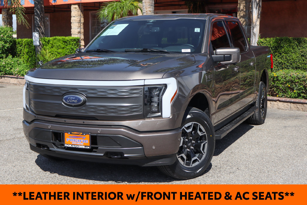 Used 2023 Ford F150 Lightning Lariat w/ Equipment Group 511A High AWD/4WD image 4
