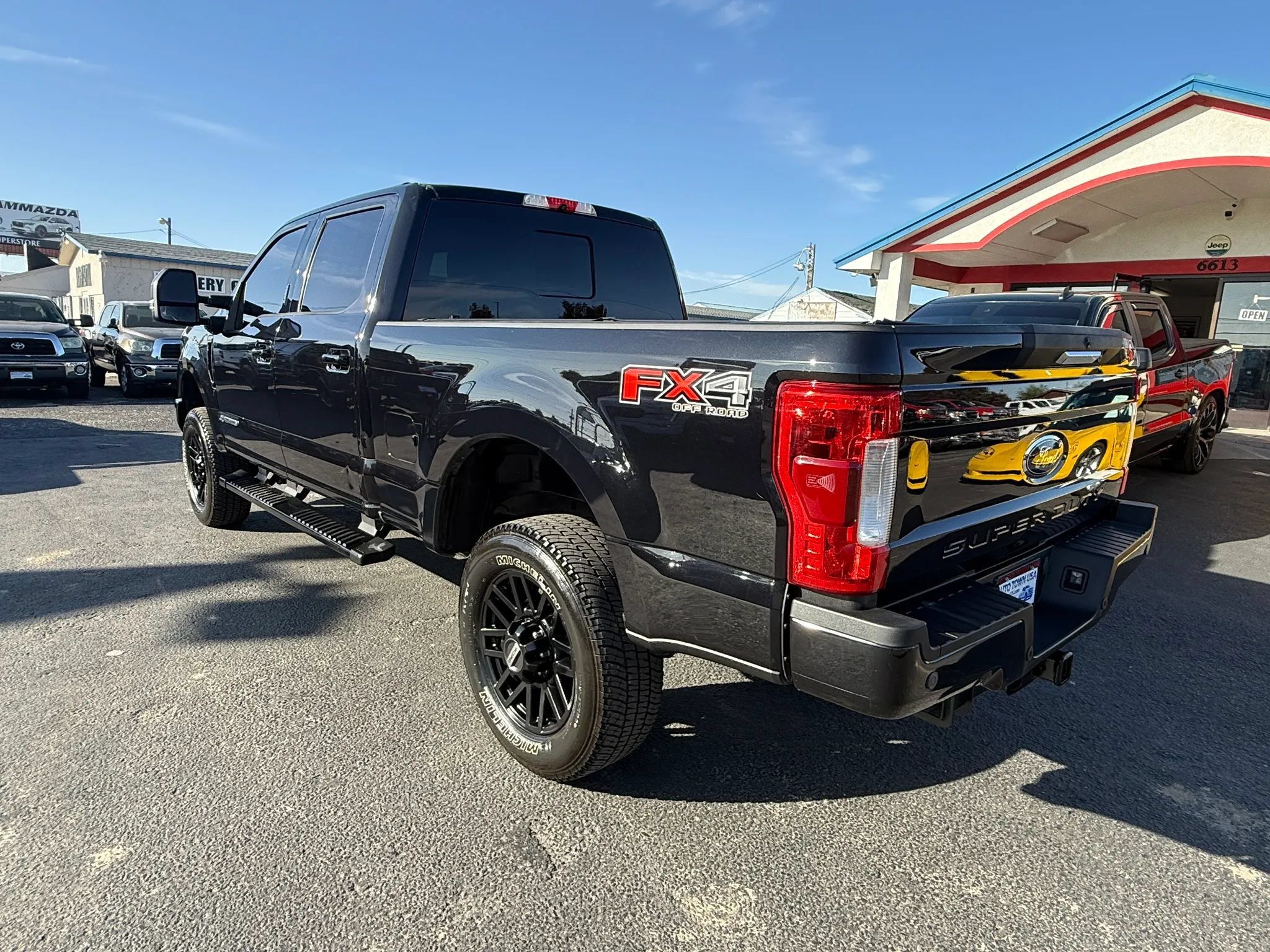 Used 2019 Ford F250 Lariat AWD/4WD image 3