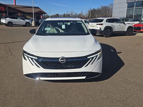 New 2026 Nissan Sentra SL image 2