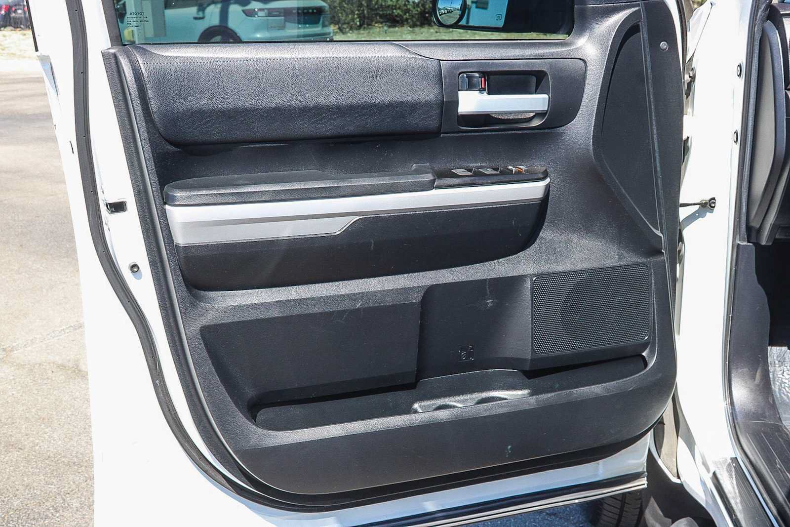 Used 2019 Toyota Tundra SR5 w/ SR5 Upgrade Package RWD image 25