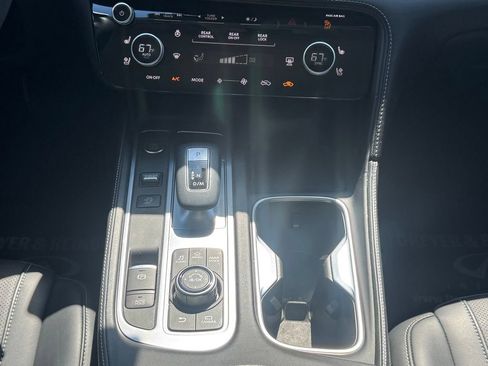 Used 2023 INFINITI QX60 Luxe w/ Vision Package AWD/4WD image 24