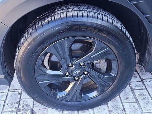 Used 2024 Subaru Crosstrek 2.0i image 4
