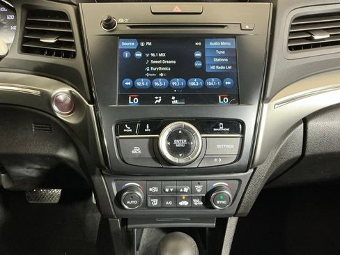 Used 2019 Acura ILX FWD image 11