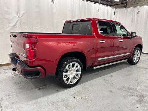 Used 2025 Chevrolet Silverado 1500 High Country image 5