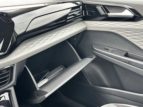 Used 2023 Volkswagen Taos S image 32