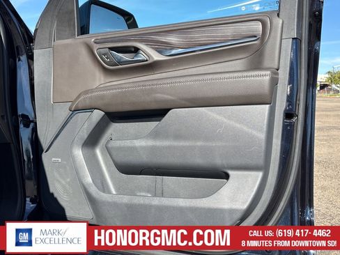 Used 2023 GMC Yukon Denali image 26