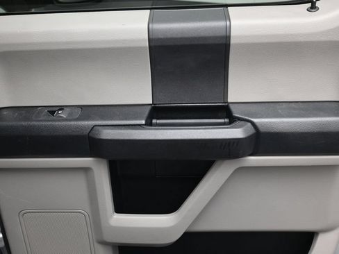Used 2019 Ford F250 XL w/ Power Equipment Group AWD/4WD image 25