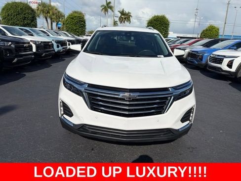 Used 2022 Chevrolet Equinox Premier FWD image 2