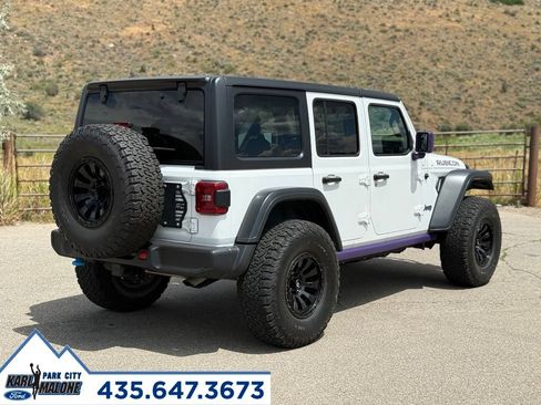 Used 2023 Jeep Wrangler Unlimited Rubicon 4xe w/ Cold Weather Group AWD/4WD image 5