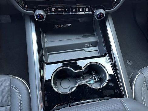 New 2026 Chevrolet Tahoe Premier image 17