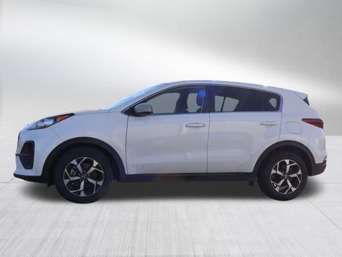 Used 2020 Kia Sportage LX image 4