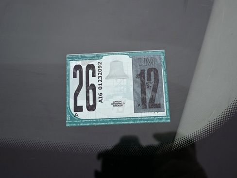 Used 2019 Ford Transit 350 XL image 8