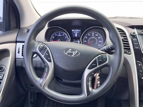 Used 2014 Hyundai Elantra GT FWD image 15