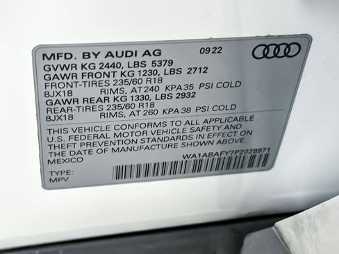 Used 2023 Audi Q5 Premium image 27