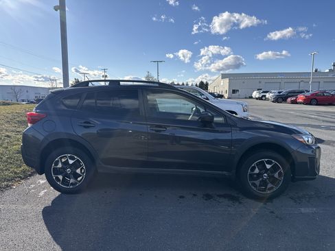 Used 2018 Subaru Crosstrek 2.0i image 8