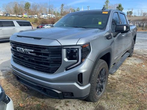 Used 2023 GMC Sierra 1500 Elevation w/ Elevation Premium Package image 9