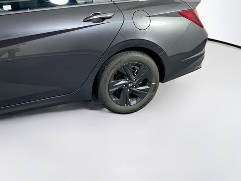 Used 2023 Hyundai Elantra SEL FWD image 28