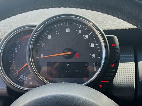 Used 2015 MINI Cooper 2-Door Hardtop FWD image 9