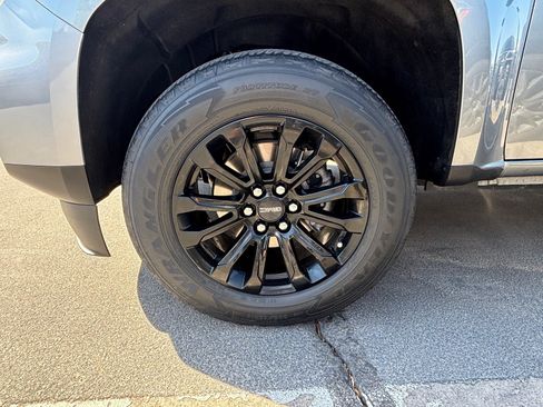 Used 2022 GMC Canyon Elevation Standard RWD image 6