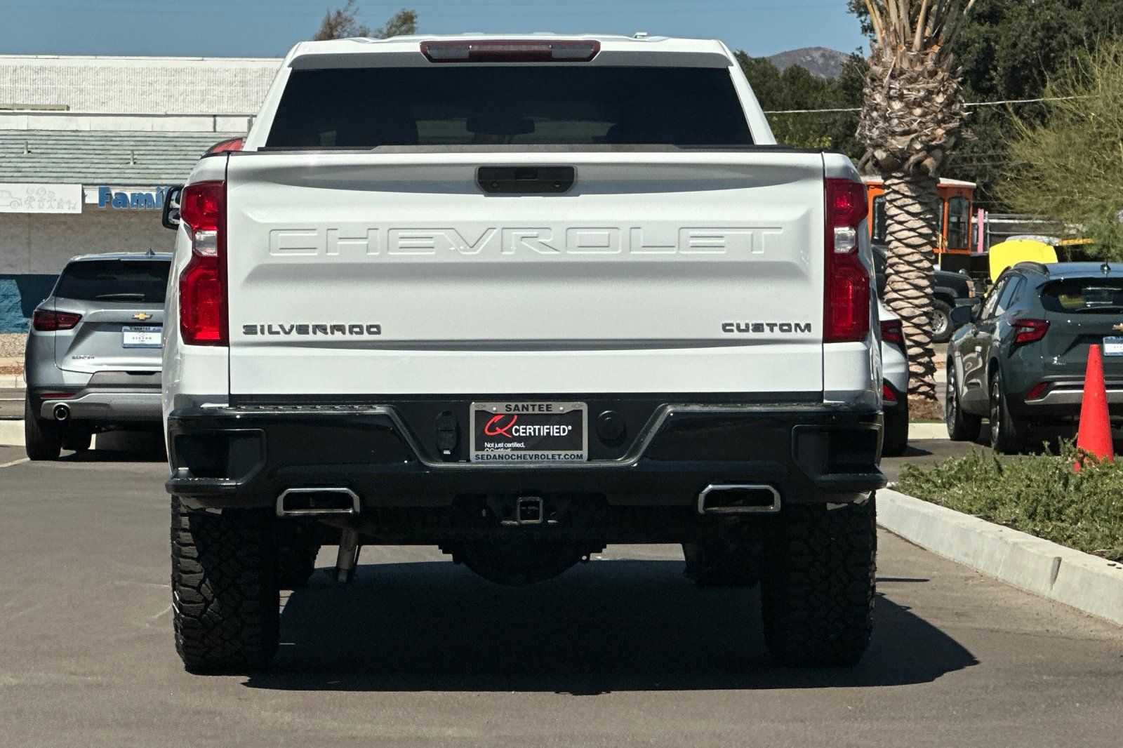 Used 2020 Chevrolet Silverado 1500 Custom Trail Boss w/ Custom Convenience Package AWD/4WD image 5