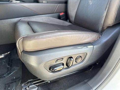 Certified 2024 Lexus RX 350 AWD w/ Convenience Package image 19