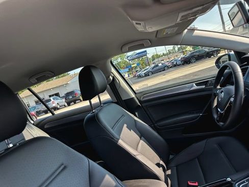 Used 2019 Volkswagen Golf Alltrack S AWD/4WD image 25
