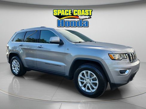 Used 2021 Jeep Grand Cherokee Laredo AWD/4WD image 1