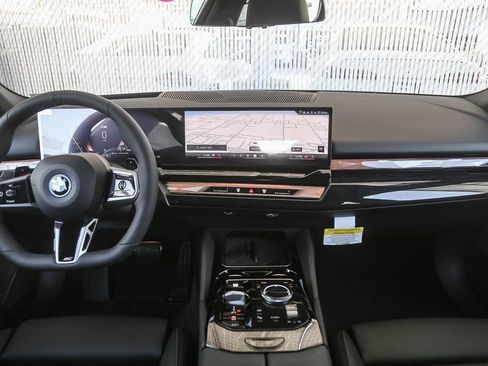 New 2027 BMW 550e xDrive AWD/4WD image 9