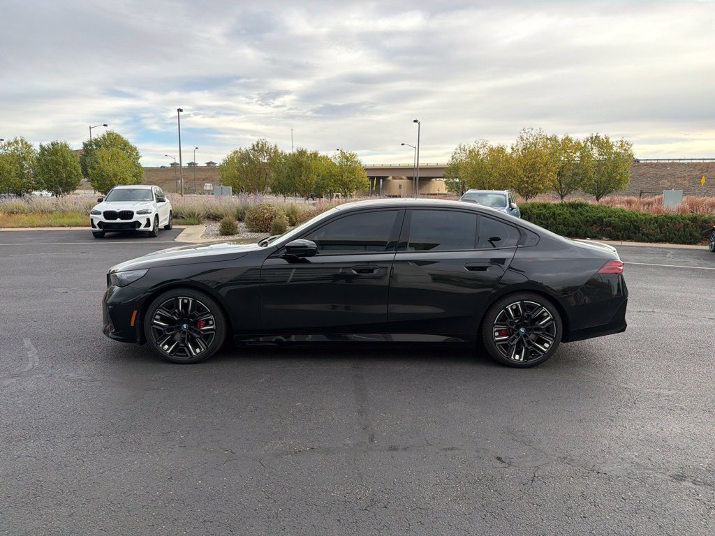 Used 2024 BMW i5 M60 w/ Premium Package AWD/4WD image 2