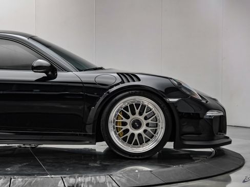 Used 2016 Porsche 911 GT3 RS RWD image 26
