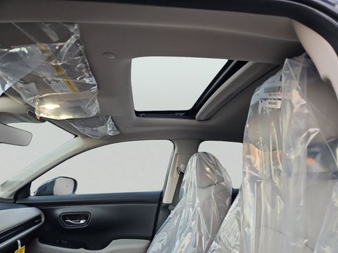 New 2026 Honda HR-V EX-L image 9