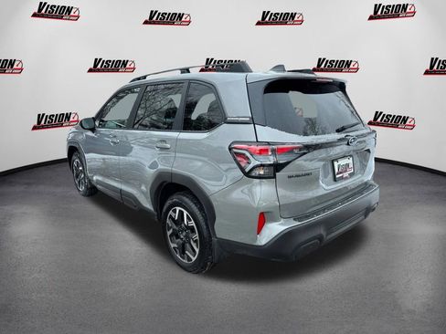 Used 2025 Subaru Forester Premium AWD/4WD image 7