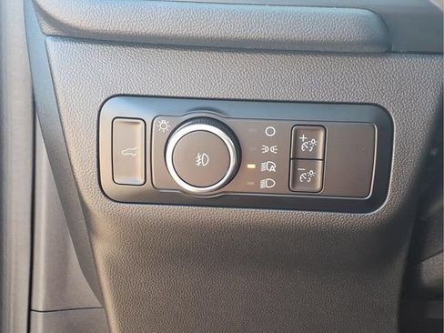 Used 2023 Ford Escape Platinum AWD/4WD image 16