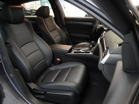 Used 2018 Honda Accord Sport image 33