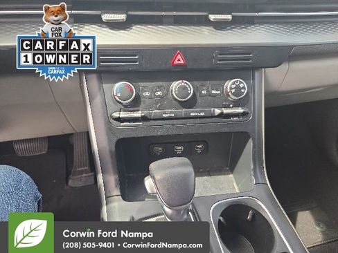 Used 2024 Kia Carnival LX FWD image 17