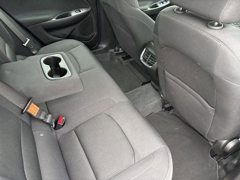 Used 2023 Chevrolet Malibu LT image 36