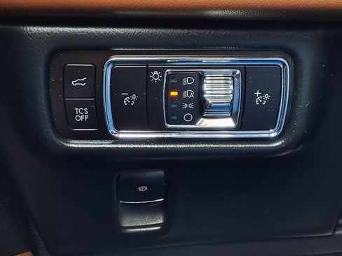 Certified 2023 Lincoln Nautilus Reserve FWD image 14
