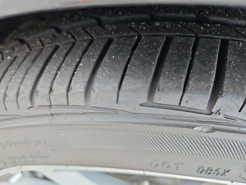 Used 2011 Mercedes-Benz S 550 image 35