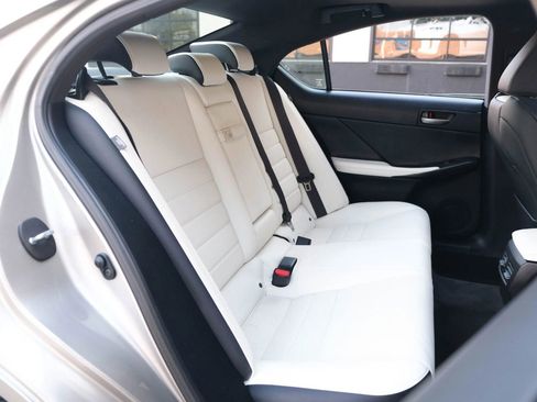 Used 2022 Lexus IS 350 F Sport image 29