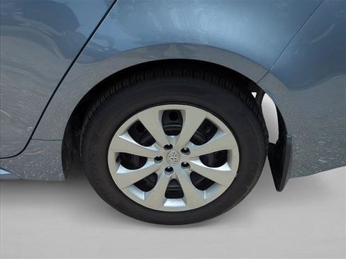 Certified 2025 Toyota Corolla LE FWD image 9