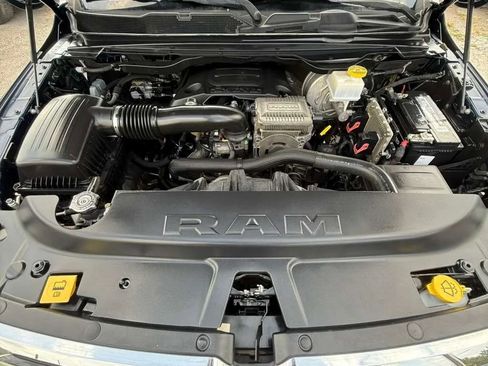 Used 2019 RAM 1500 Big Horn AWD/4WD image 17