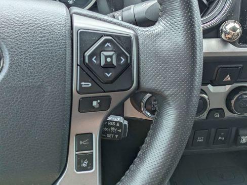 Used 2019 Toyota Tacoma Limited AWD/4WD image 26