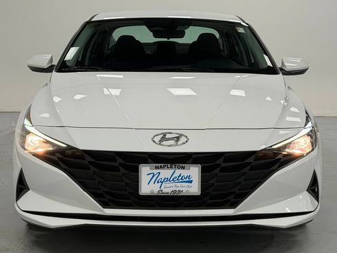 Certified 2023 Hyundai Elantra SE FWD image 7