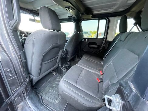 Used 2021 Jeep Wrangler Unlimited Sport AWD/4WD image 27