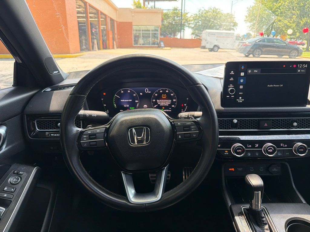 Used 2025 Honda Civic Sport image 23
