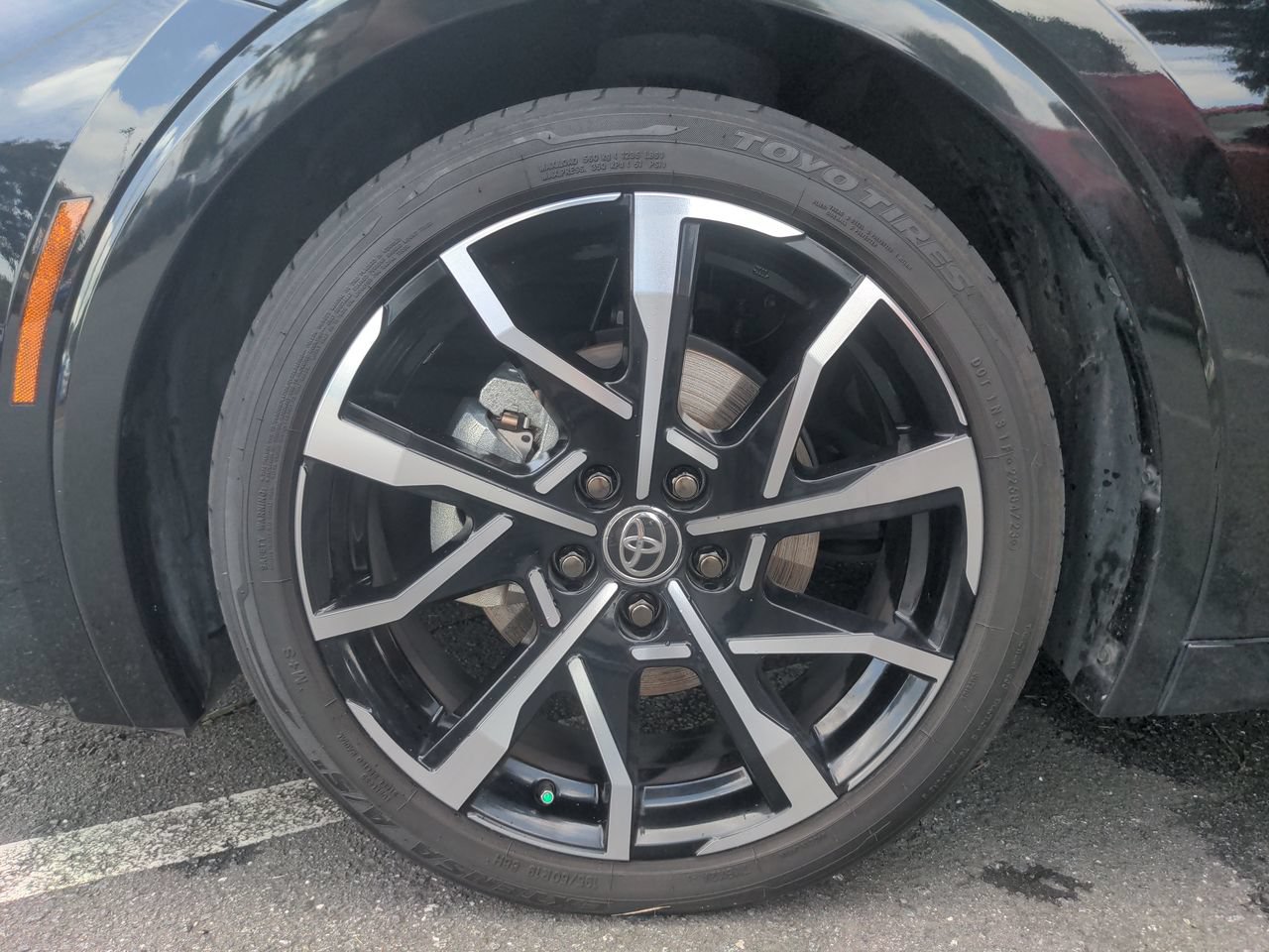 Used 2024 Toyota Prius Prime FWD image 49