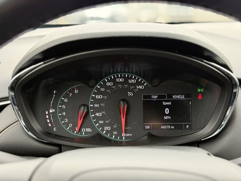 Used 2019 Chevrolet Trax LT w/ LT Convenience Package image 25