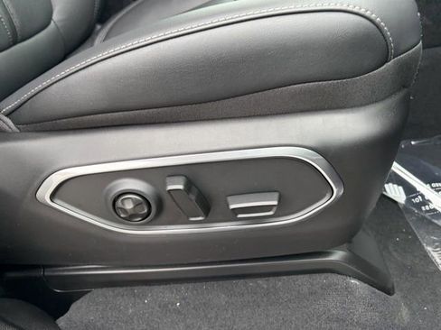 New 2026 Jeep Grand Wagoneer L Limited image 29