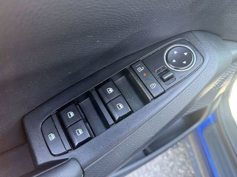 Used 2024 Kia Seltos S FWD image 13