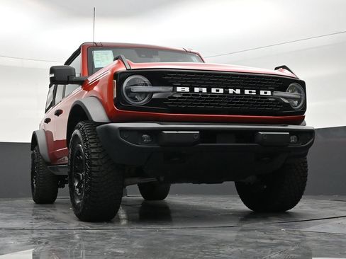 Used 2022 Ford Bronco Wildtrak AWD/4WD image 27